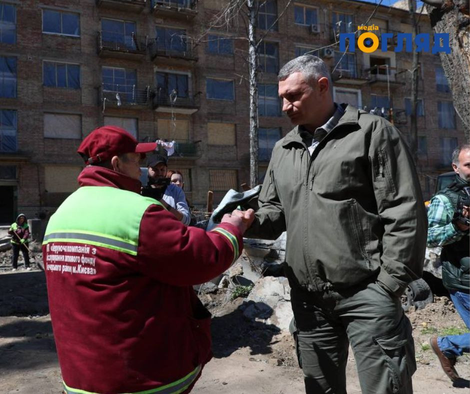 Майже 50 жителів Святошинського району отримали допомогу за оренду житла (ФОТО) Майже 50 жителів Святошинського району отримали допомогу за оренду житла (ФОТО) - зображення